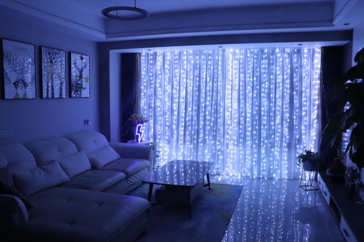 USB-Powered LED Curtain String Light Decor