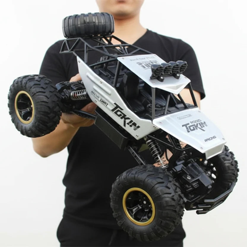 The 7.2V High-Voltage Off-Roader - Remote Control Toy Racing Car - Rechargeable Off-Road